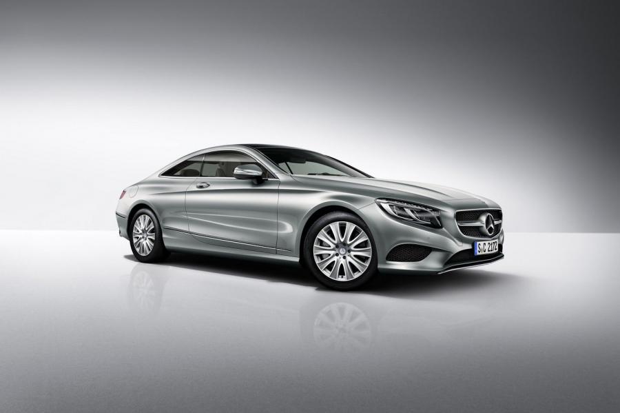  Mercedes-Benz S400 4Matic Coupe 2015 года  (фото 1 из 1)